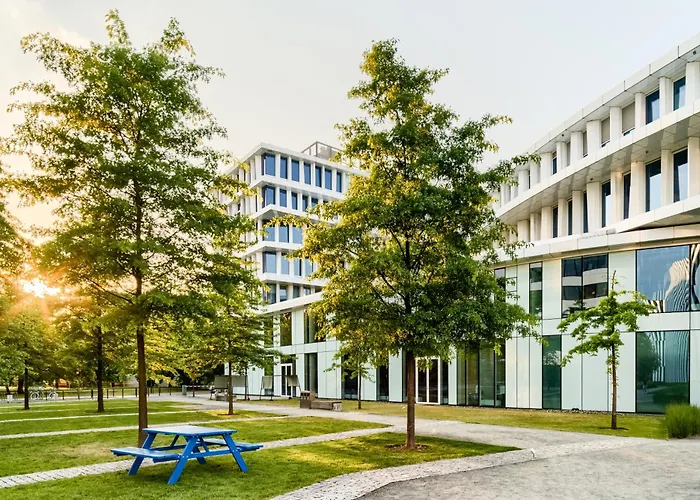 Sound Garden Hotel Airport Warsaw